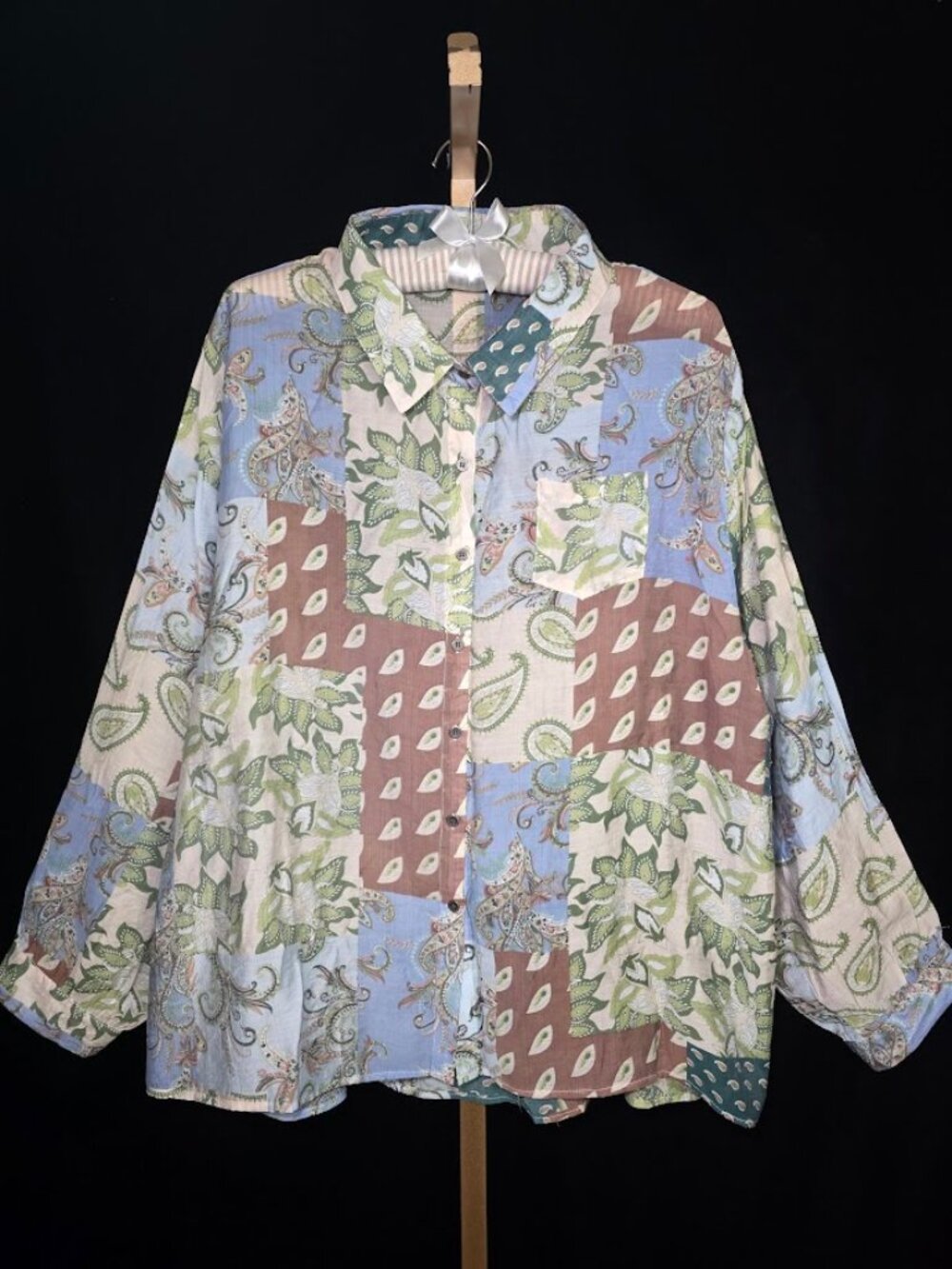 POL Loose Fit Woven Mixed Print Button Up Top in Cream Multi L
